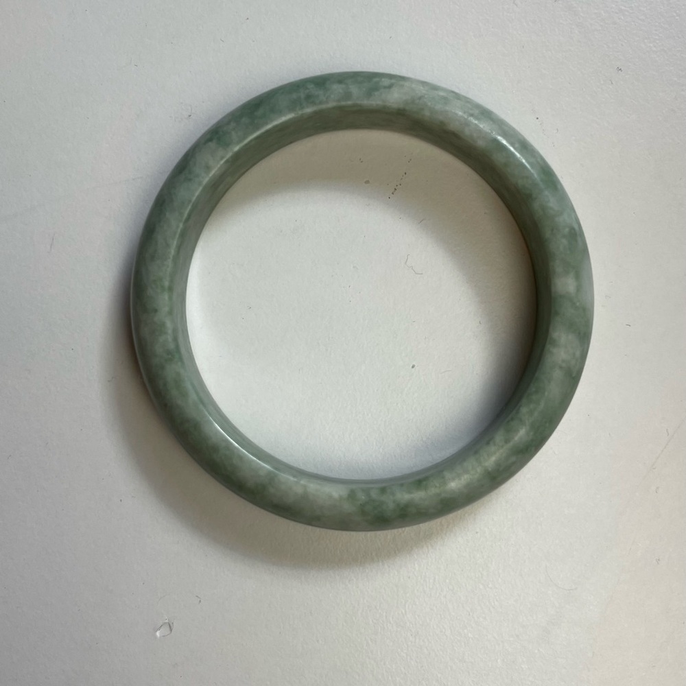 *NEW* Green Jade Bangle Bracelet